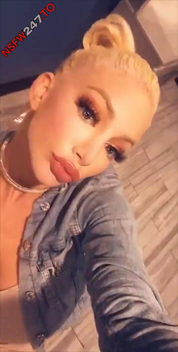 Nicolette Shea Tease Show Snapchat Premium Xxx Porn Videos